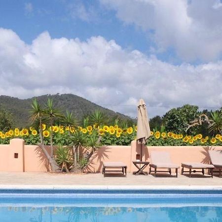 Hostal Restaurante Pou Des Lleo Sant Carles de Peralta Kültér fotó